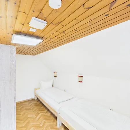 Cl Basic Monteurszimmer