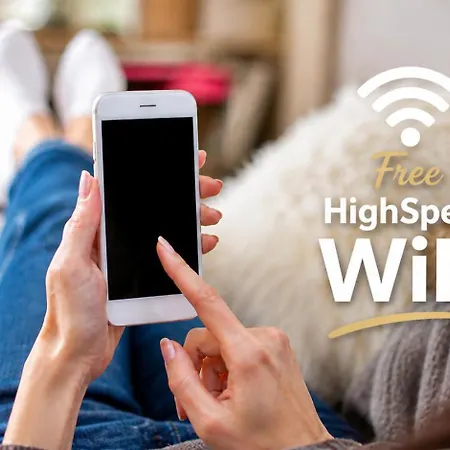 Basic Work - Highspeed Wifi - Easy Self Check-in - Practical And Affordable Lägenhet
