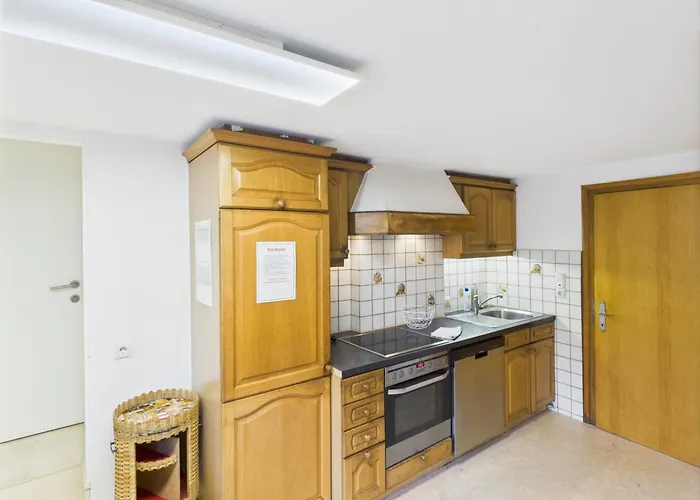 Cl Basic Monteurszimmer Burs