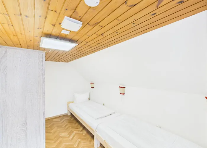 Cl Basic Monteurszimmer